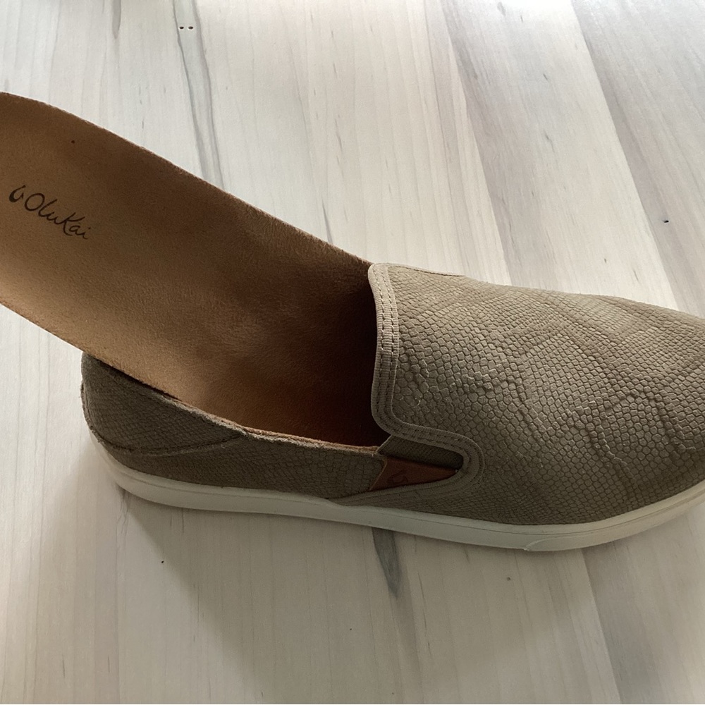 Olukai Pehuea Slip-On in Clay Leather size 7.5 - Picture 5 of 8